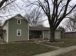 301 N Church St, Sigel, IL 62462