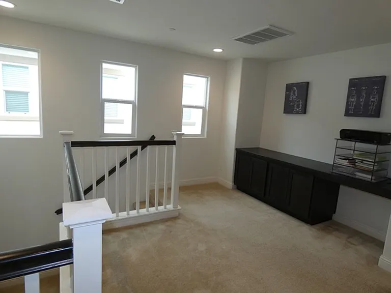1973 Sterling Pl — Photo 6