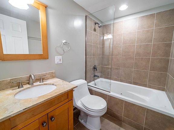 5th image of 8350 Kimball Ave Unit 302