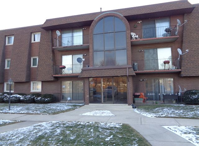 1st image of 375 Stony Island Ave #304