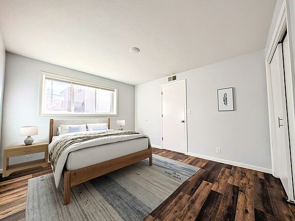 3rd image of 306 Central Dr #8