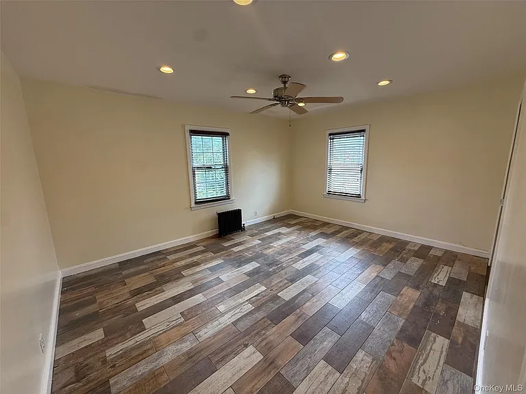 730 Cottage St — Photo 11