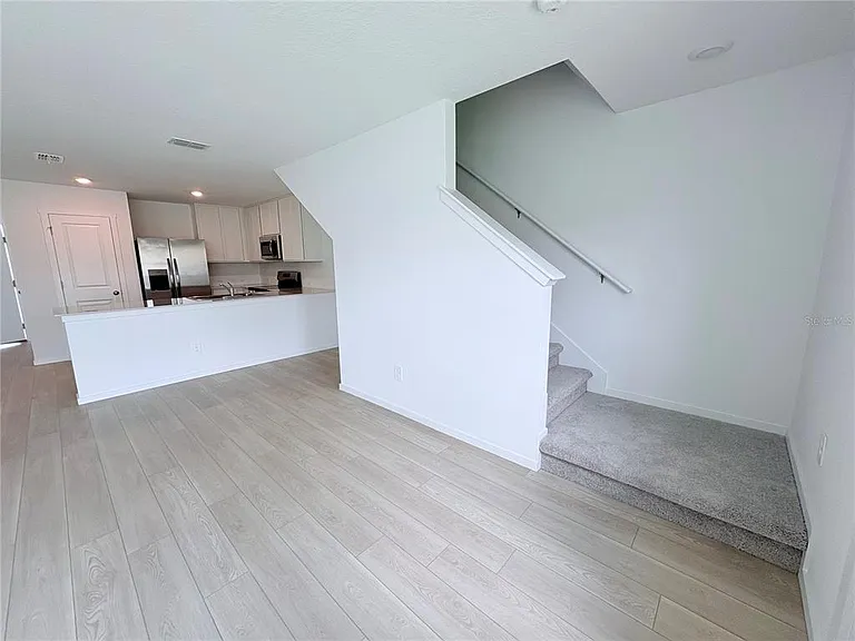 866 Lynx St — Photo 12