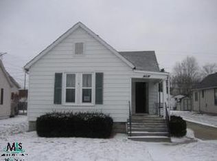56 Yeamans St, Mount Clemens, MI 48043
