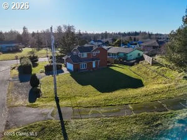 575 Gray St, Hammond, OR 97121
