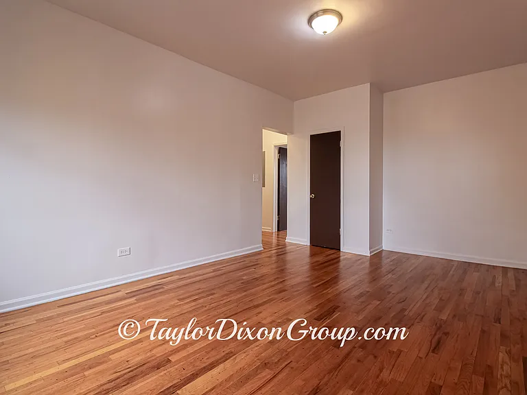 4033 W Gladys Ave #2S — Photo 14