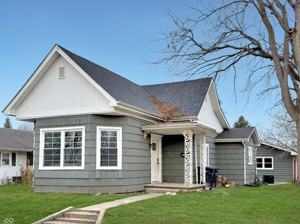 806 S 17th St, Elwood, IN 46036