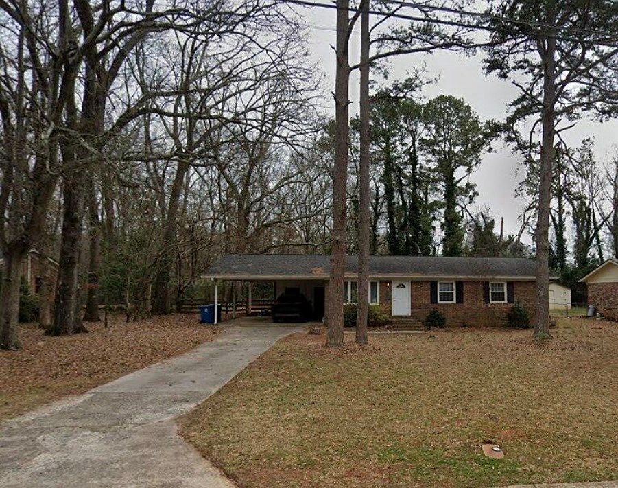 2nd image of 140 Brentwood Dr