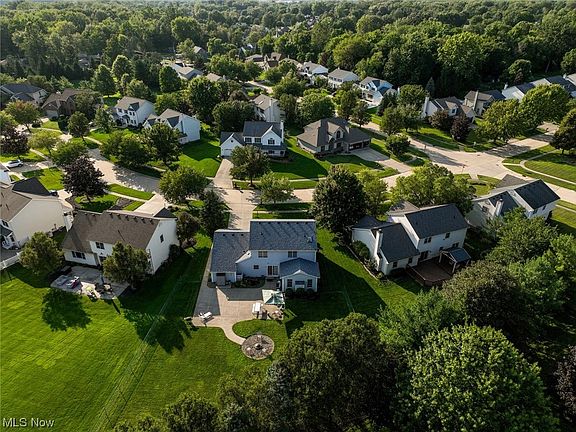 5th image of 10455 Lake Meadows Dr