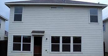 3rd image of 8726 Tartan Walk Ln