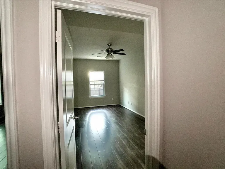 2523 Kirk St #B — Photo 9