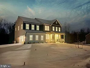 6 bed, 3.5 bath, 4539 sqft, $4,800 — Photo 3