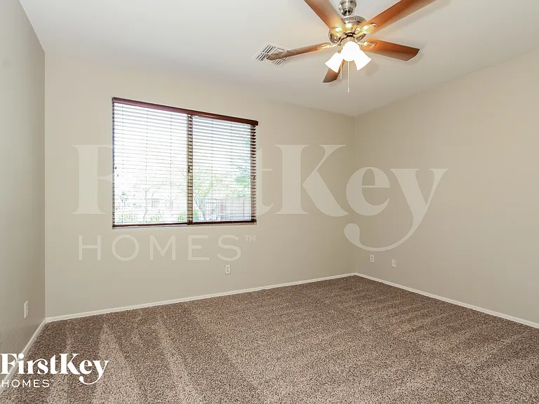 6920 W Harwell Rd — Photo 8