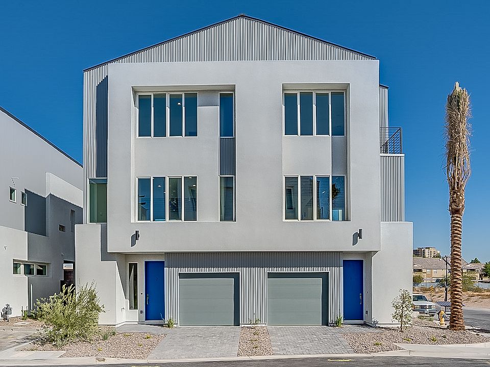 1st image of 2860 Blue Key Ct Unit 1