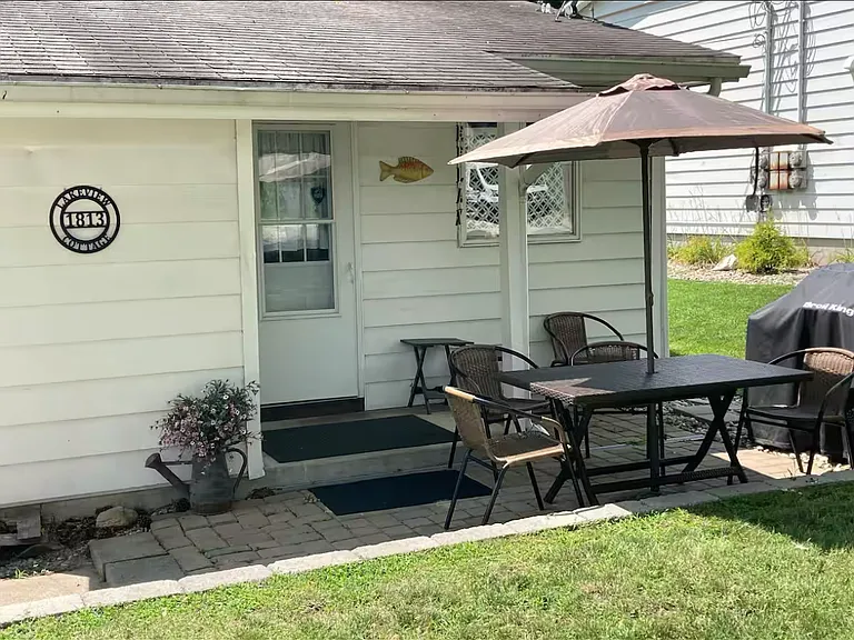 1813 Bayview Ln — Photo 12