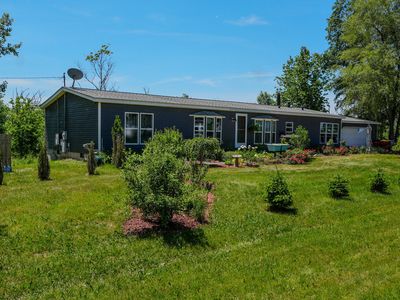 11285 W Bluewater Hwy, Lowell, MI, 49331