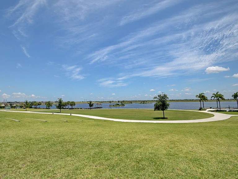 799 Hookline Cir — Photo 100