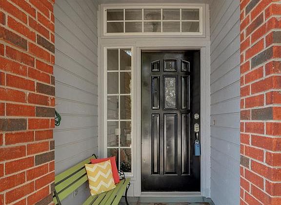3rd image of 1204 Mahogany Ln