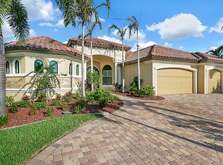 3400 Surfside Blvd, Cape Coral, FL 33914