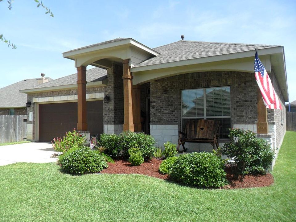 1st image of 18322 Redoak Manor Ln