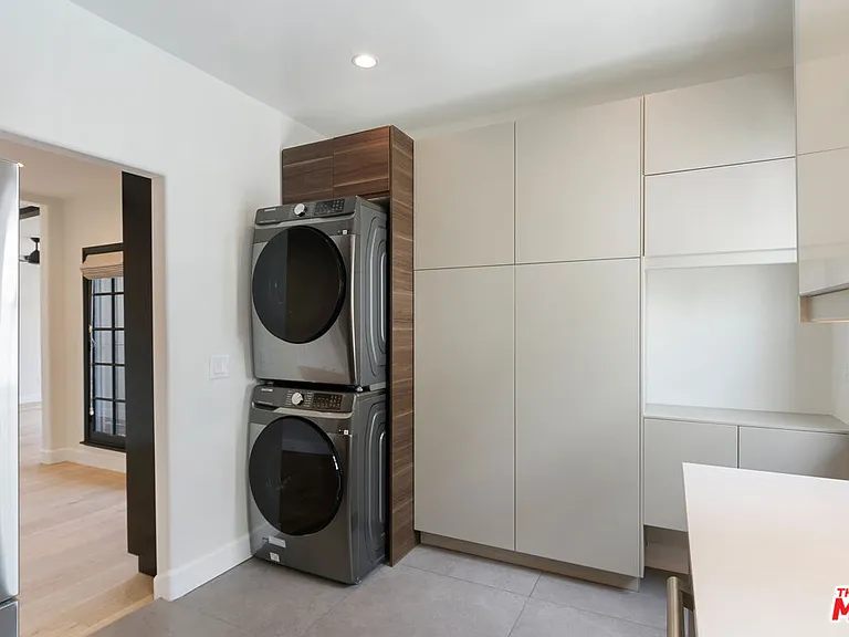 458 N Sierra Bonita Ave #460 — Photo 41