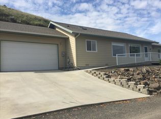 610 Kings Ln, Asotin, WA 99402