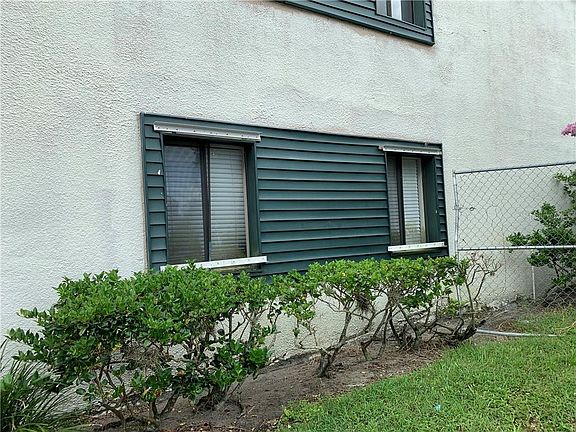 3rd image of 876 116th Ave N APT 105