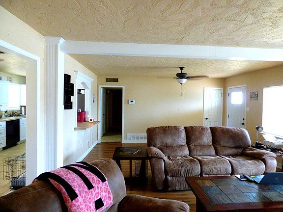 2nd image of 4722 Leisure Dr
