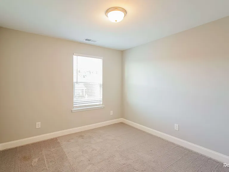 293 Cloverbrook Way — Photo 11