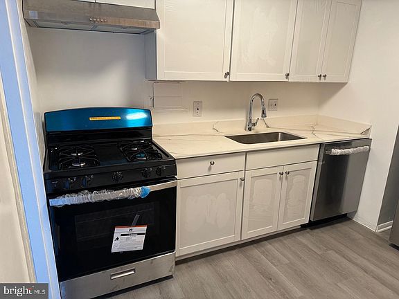 3rd image of 1836 Metzerott Rd APT 1818