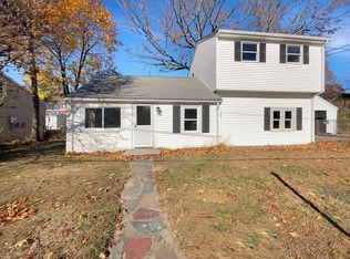 23 Jane St, Randolph, MA 02368