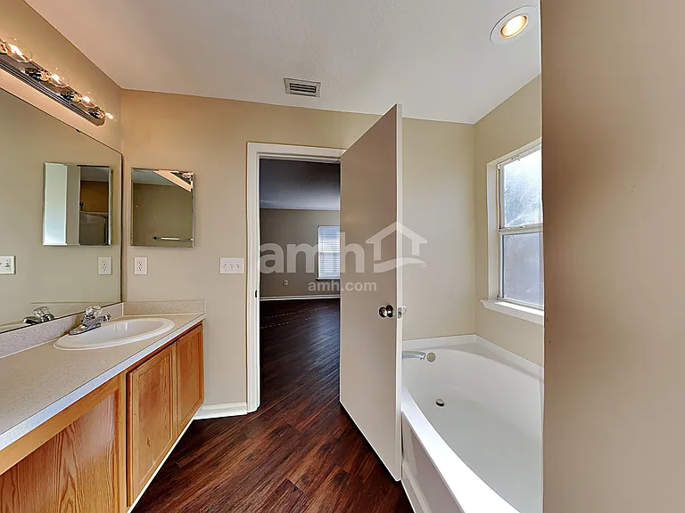 1955 Tomahawk Dr — Photo 15