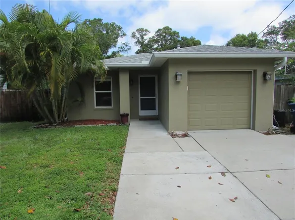 506 6th Ave NW, Largo, FL 33770