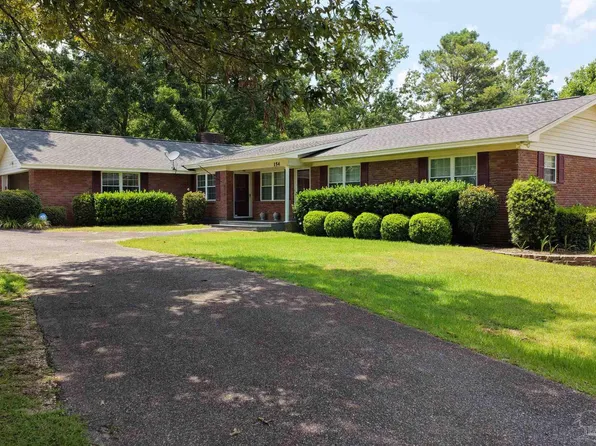 154 Perry Ln, Atmore, AL 36502