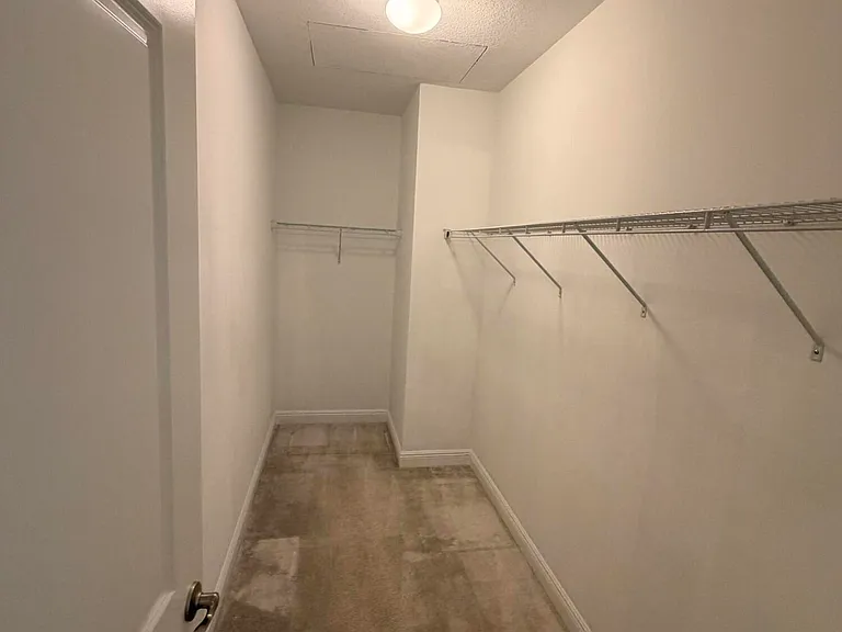 562 Parsons Way — Photo 15