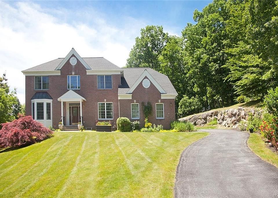 1st image of 80 Cedar Dr