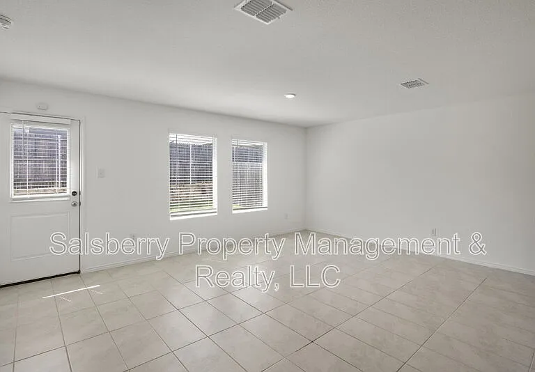 11807 Marcellus Way — Photo 18