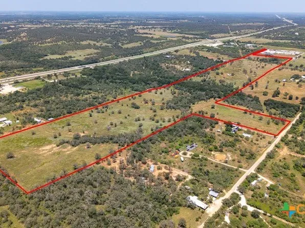 509 Butter Ln, Seguin, TX 78155