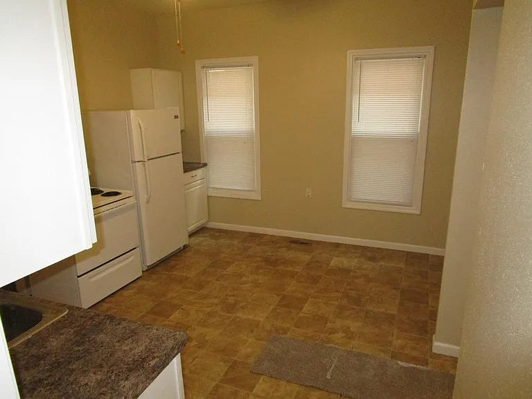 1515 S 72nd St — Photo 12