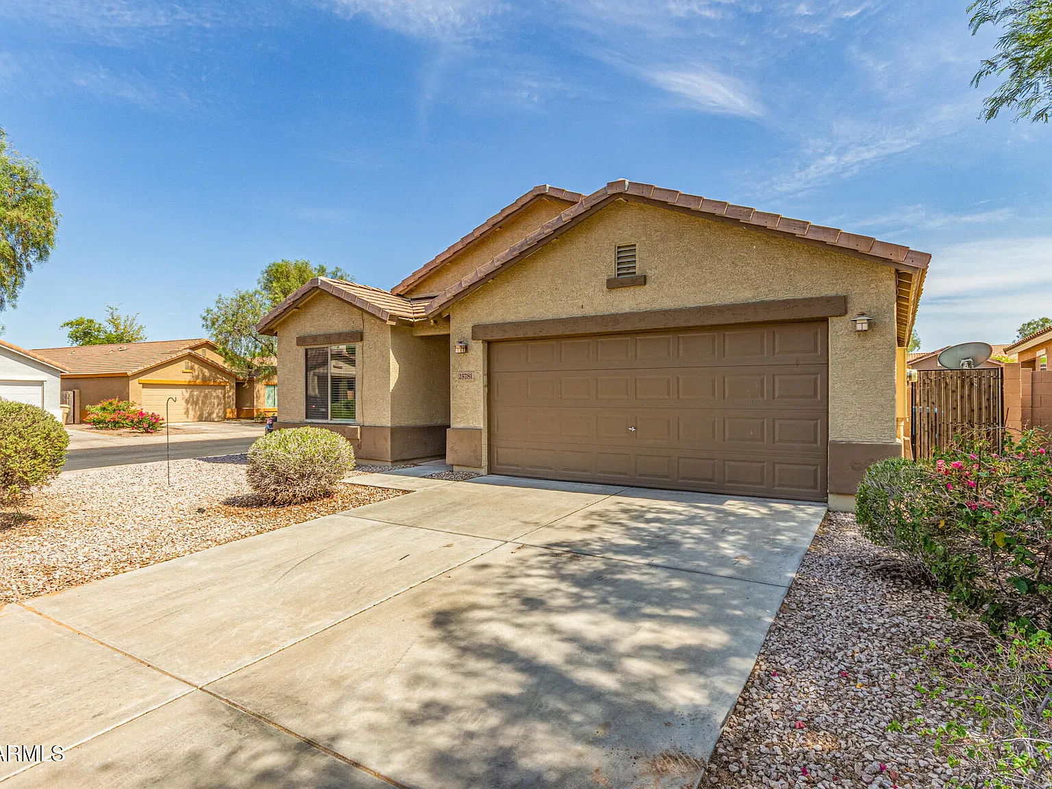 4 bed, 2.0 bath, 1909 sqft, $1,850 — Photo 2