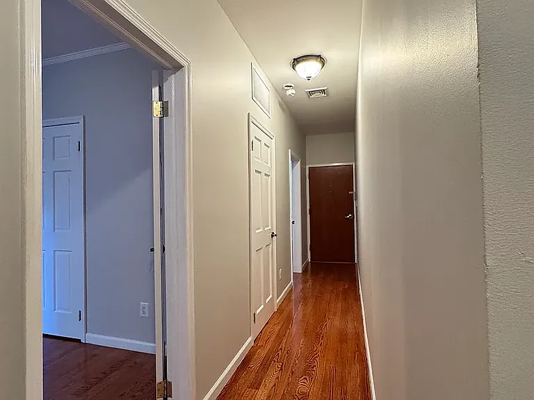 60 Hausman St #1 — Photo 9