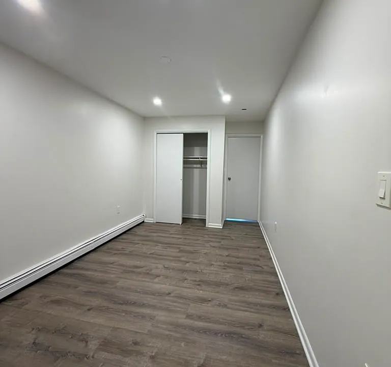 65 Lang St #1R