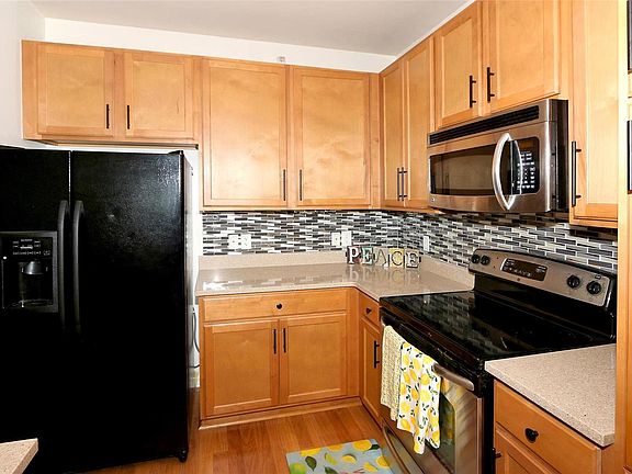 5th image of 1241 Strassner Rd #1503
