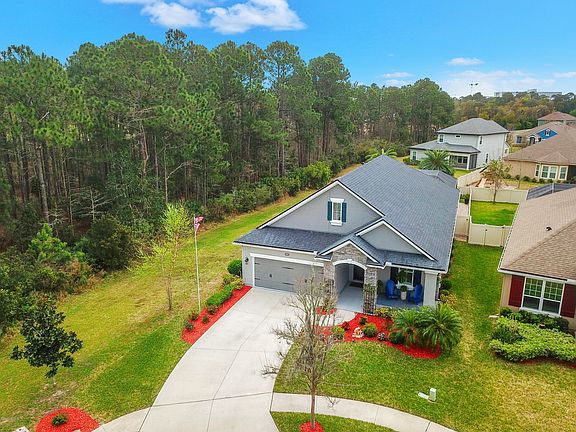 4th image of 14092 Carson Ct