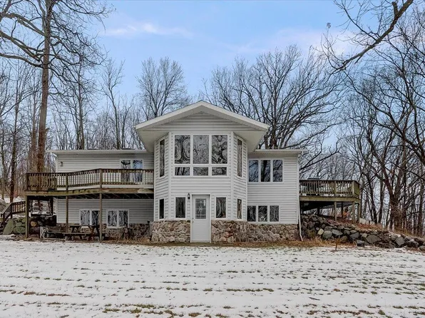 N7001 Stoney Creek ROAD, Waterloo, WI 53594