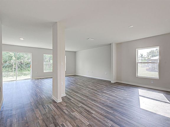 4th image of 2596 Pickard Ln