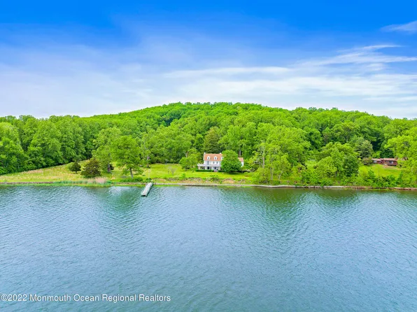 160 Hartshorne Road, Locust, NJ 07760