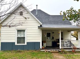 205 Pace St, Macon, MO 63552