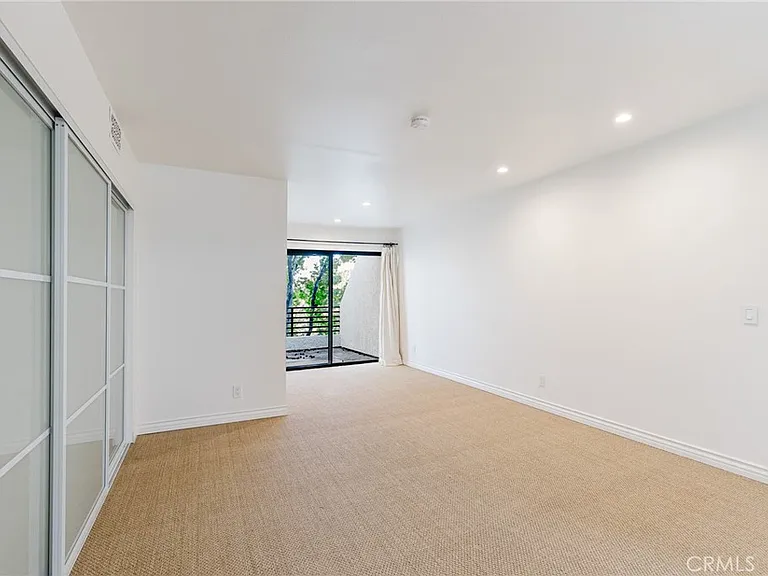 400 N Louise St #303 — Photo 15