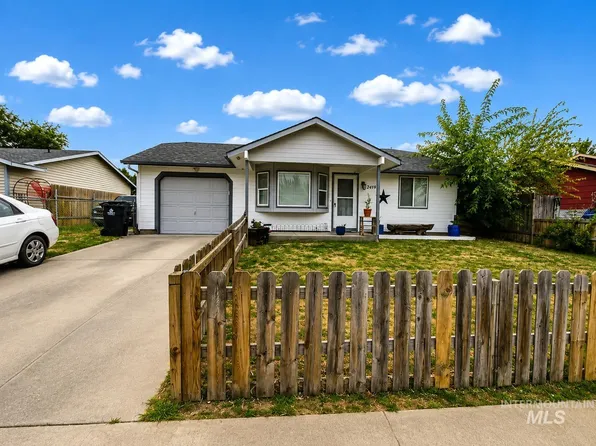 2419 Sugar Cane Dr, Nampa, ID 83687